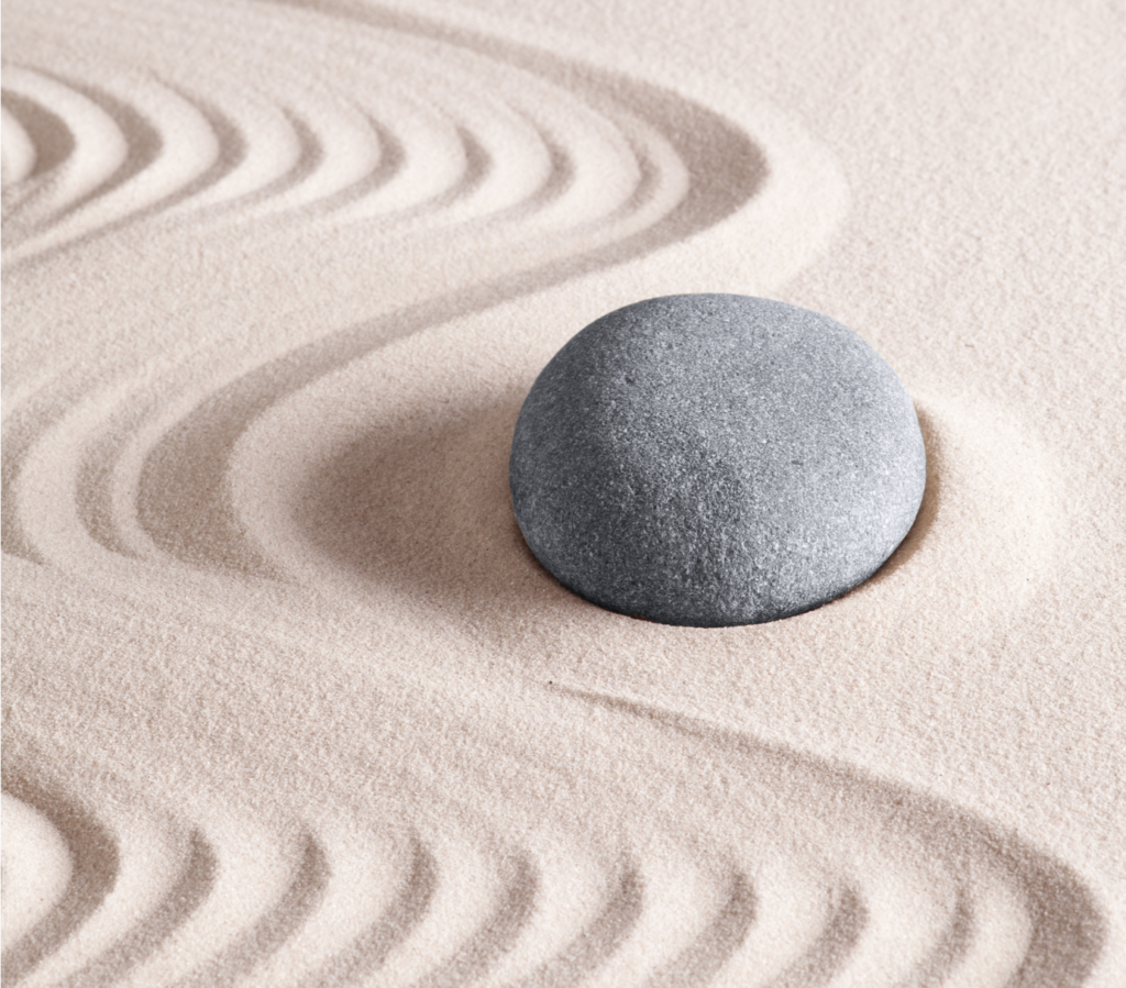 Stein in einem Sandbett